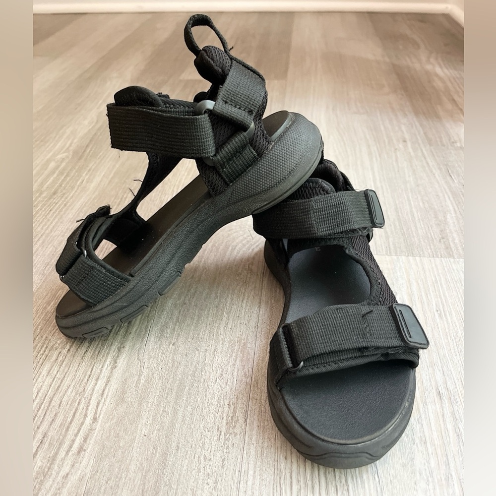 Zara Kids Black Technical Active Boys Sandals, EU 32 /US 1 (8.0 Inches)